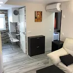 Cerca De La Playa Victoria De Apartman *